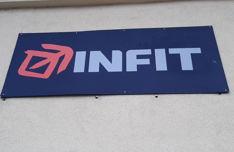 Prodejna Infit sport shop Šumperk, sportovní potřeby, outdoor