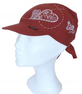 Šátek s kšiltem skořicový vzor Louka